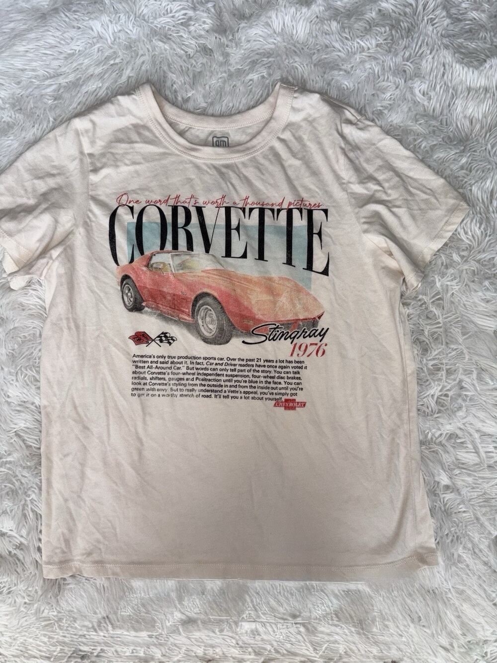 GM Official Hybrid Women’s M “ Corvette” Tee. Soft, Grt Shape
